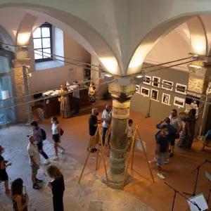 Milazzo, l’estate entra nel vivo: spazio per “Sinergie Danzanti” e una mostra “Iperfocale”