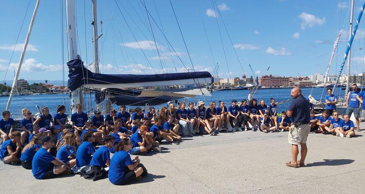 Milazzo diventa “L’aula sul mare”: un laboratorio per 52 studenti piemontesi in barca a vela