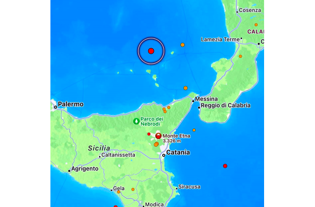 Scossa di terremoto al largo delle Isole Eolie