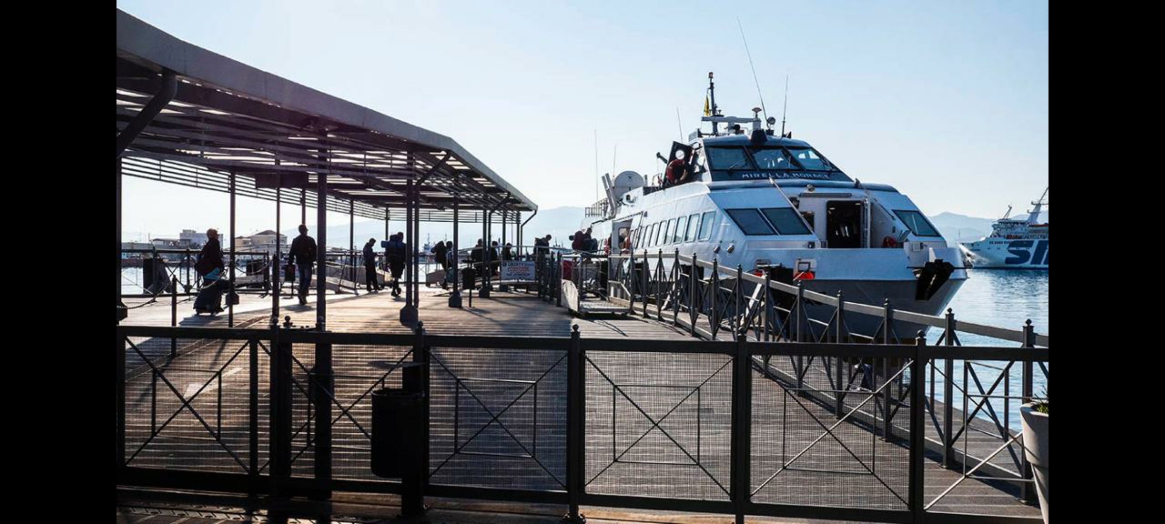Scattano i rincari per le Isole Eolie, scoppia la protesta dei pendolari