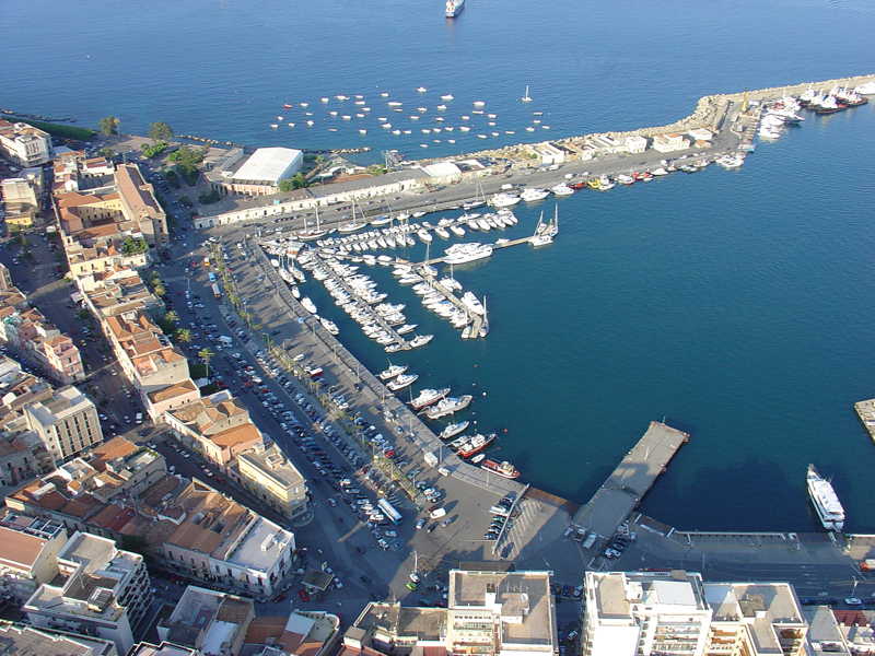 Milazzo, porto e via Tonnara: al via i lavori sugli scarichi, nuova viabilitร pronta entro novembre