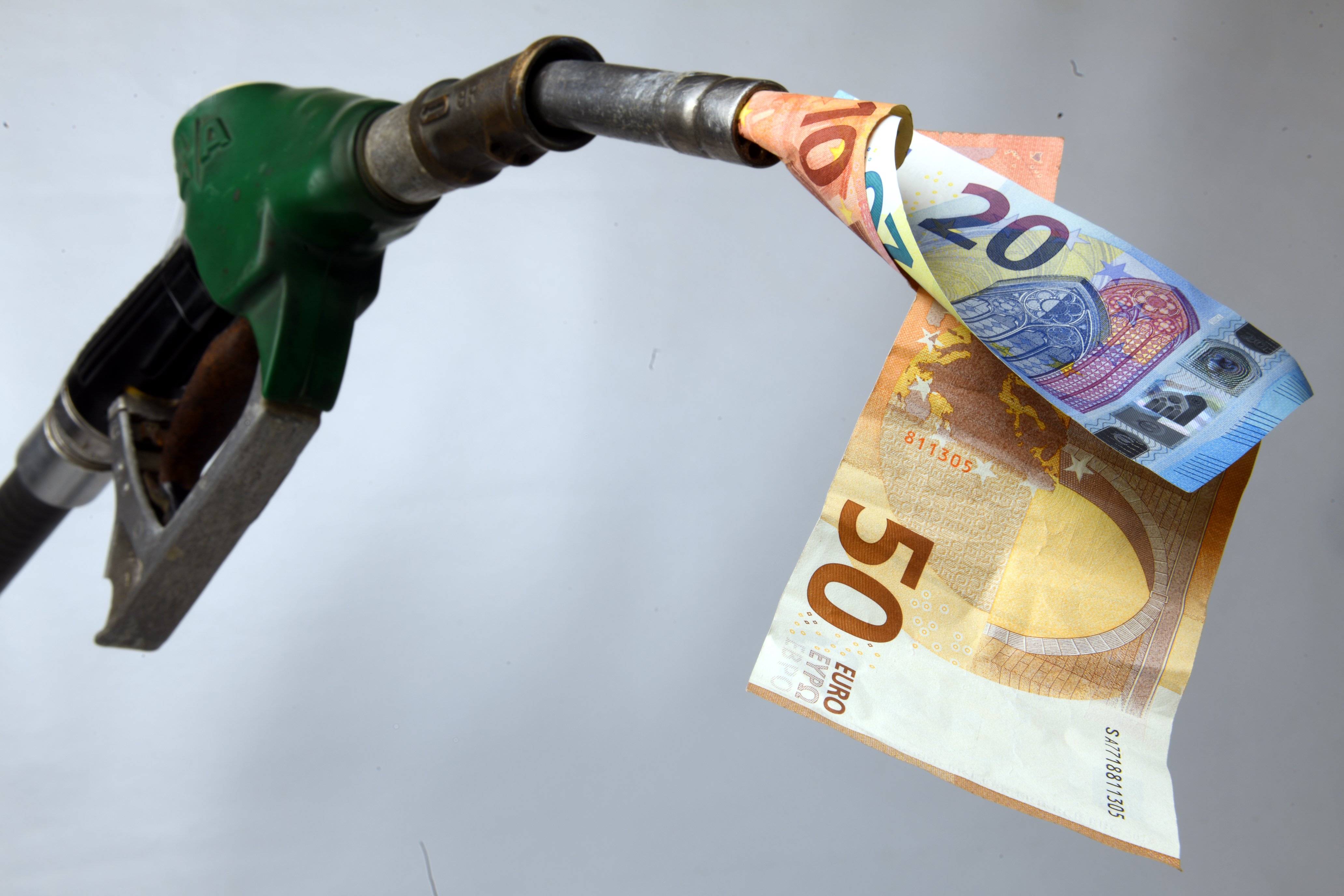 Caro carburanti, agricoltori in protesta a Paternò: presidio a oltranza e appello alle istituzioni