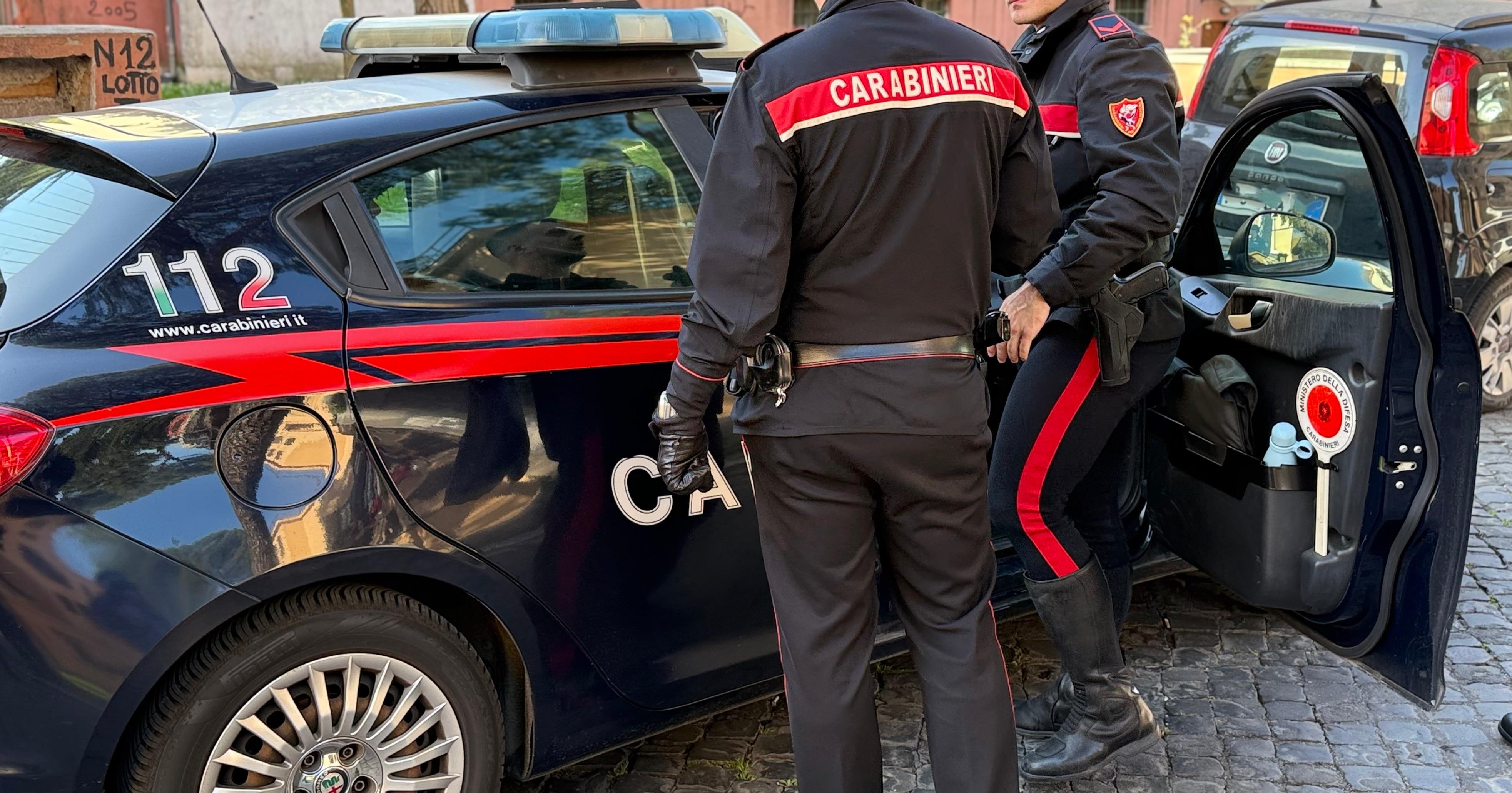 Palermo, crack e hashish: arrestato un 16enne. Denunciati due giovani per fuga e oltraggio