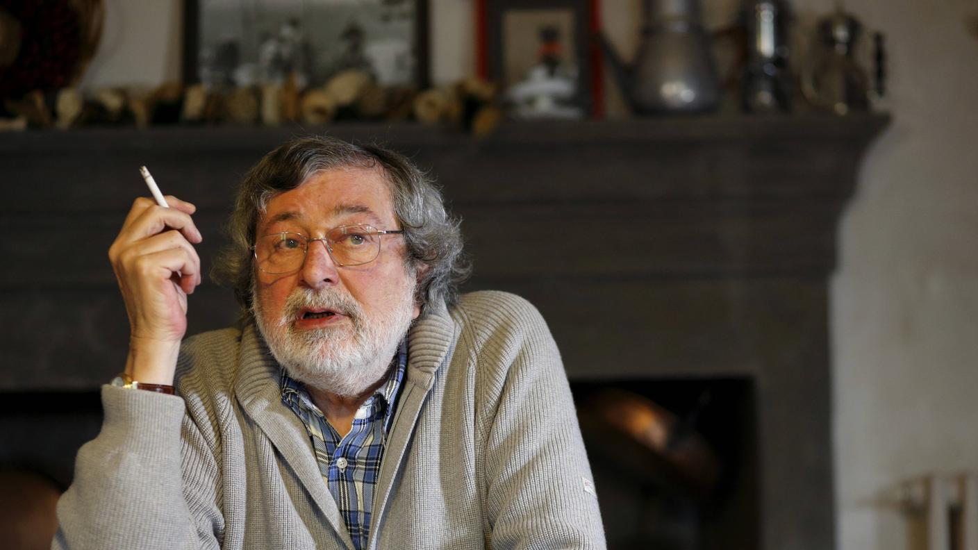 È morto Francesco Guccini, addio al “maestrone” della musica italiana: il cantautore aveva 86 anni